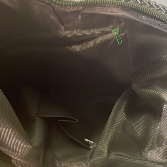 NWOT: moss green beaded and sequin shoulder bag - Picture 8 of 13